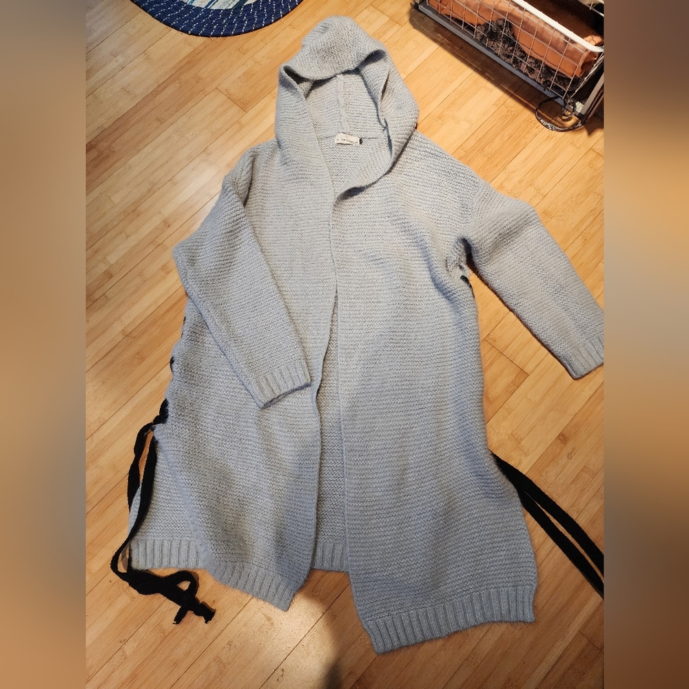 Kloth And Clover Gray Hooded Chunky Sweater Braoded Side Sz S M